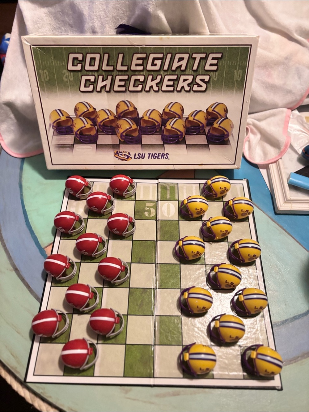 RARE LSU
TIGERS
COLLEGIATE CHECKERS... - Picture 4 of 4